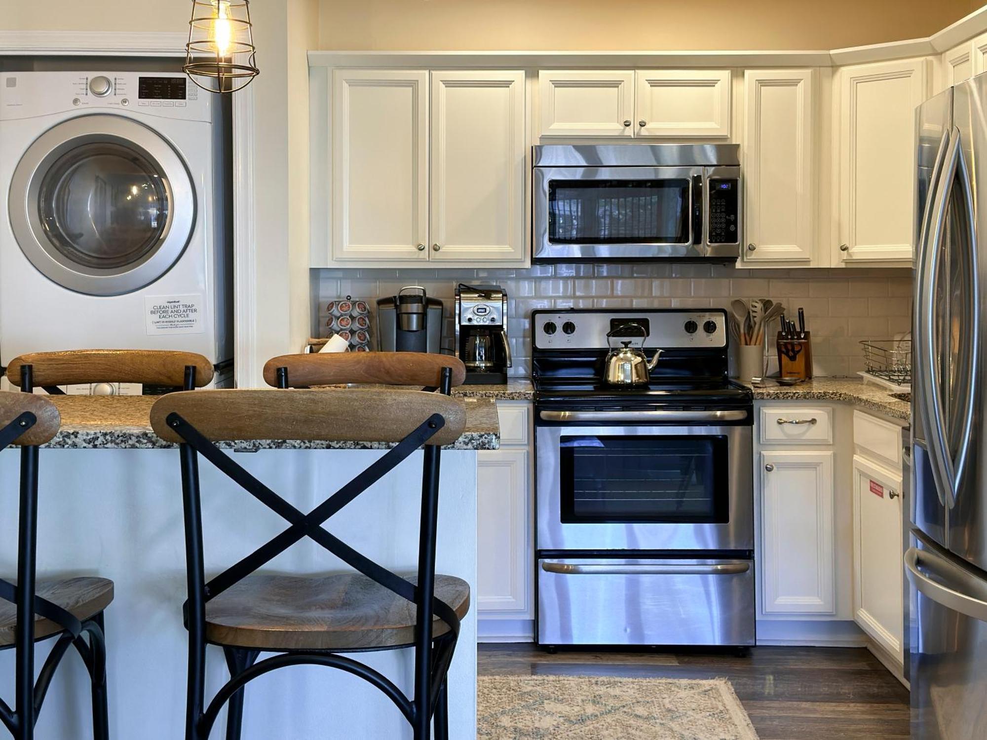 Cape Classic Design That Is Cozy, Elegant, And Inviting Hébergement de vacances